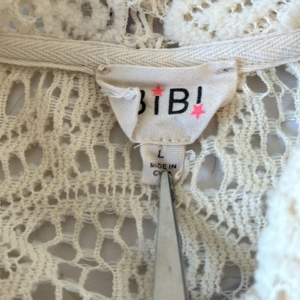 Cream Lace Button-Front Jacket - Picture 11 of 14